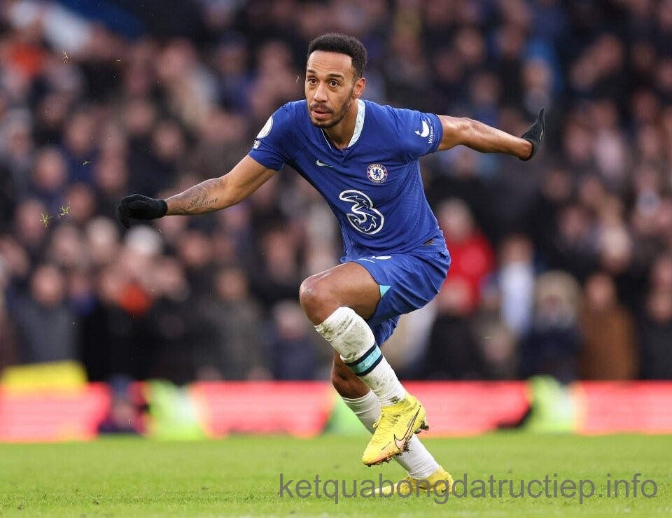 Aubameyang đã gia nhập Chelsea với mức phí 10 triệu bảng